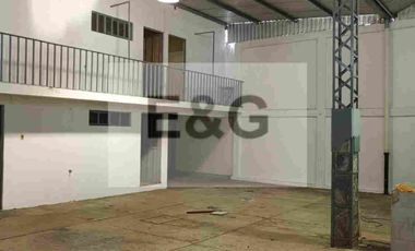 Renta de Bodega Comercial o Nave Industrial en zona de Manzanilla