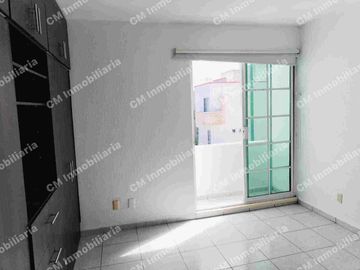 Casa en VENTA a 100 mts de la carretera 57 ( Poza Real ) Excelente opción