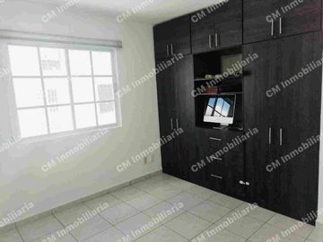 Casa en VENTA a 100 mts de la carretera 57 ( Poza Real ) Excelente opción