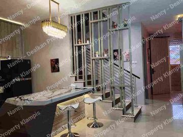 Rumah Pantai Mentari dijual siap huni (full furnish)