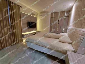 Rumah Pantai Mentari dijual siap huni (full furnish)