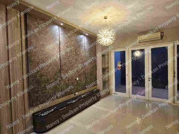 Rumah Pantai Mentari dijual siap huni (full furnish)