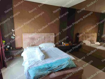 Rumah Pakuwon City dijual cepat siap huni