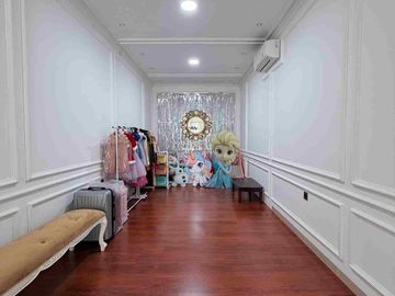 RUMAH FULL FURNISHED JALAN SUPER LEBAR Vivaldi Symphonia Gading Serpong