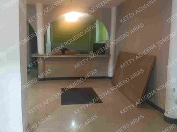 VENTA DE CASA RENTERA SANTA MONICA