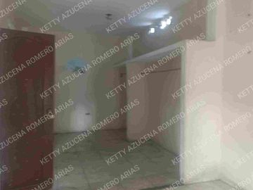 VENTA DE CASA RENTERA SANTA MONICA