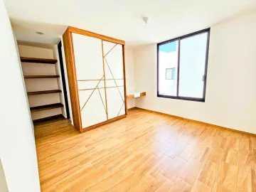 Casa en Condominio en Fracc. Acacia, Zibatá, Queretáro