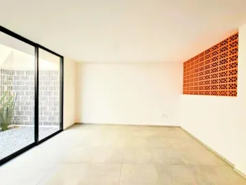 Casa en Condominio en Fracc. Acacia, Zibatá, Queretáro