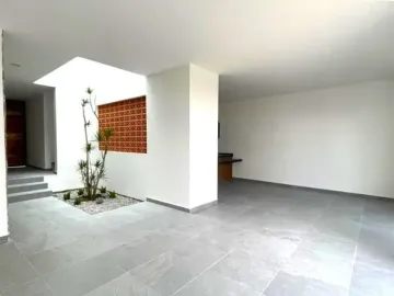 Casa en Condominio en Fracc. Acacia, Zibatá, Queretáro