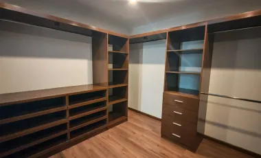 Casa en Venta en Lomas de Angelópolis III, Excelente Opción con Acabados Premium