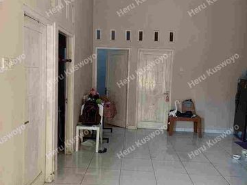 dijual Rumah strategis bonus tanah kompleks GOR Purwokerto