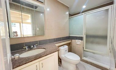 Easton Place in Salcedo Village Makati City 2 Bedroom FOR SALE