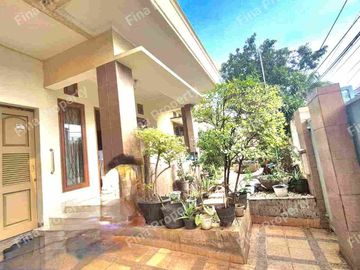 Rumah Bagus Turun Harga di Kebayoran lama