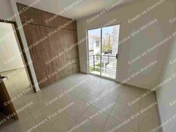 CASA NUEVA EN RENTA EN CONDOMINIO 6 CASAS CENTRO SUR DE CUERNA