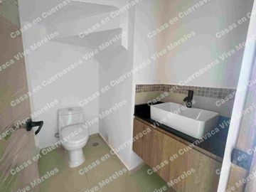 CASA NUEVA EN RENTA EN CONDOMINIO 6 CASAS CENTRO SUR DE CUERNA