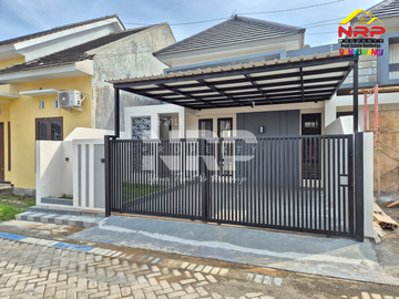 Dijual Rumah Baru Modern di Sobo Banyuwangi