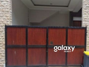 DISEWAKAN RUMAH SEMI VILLA 3 LANTAI DI WIDJAYA RESIDENCE SANUR DENPASAR, BALI