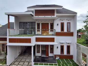 Rumah Cantik 2 Lantai Mewah Dalam Cluster di Kalasan Sleman