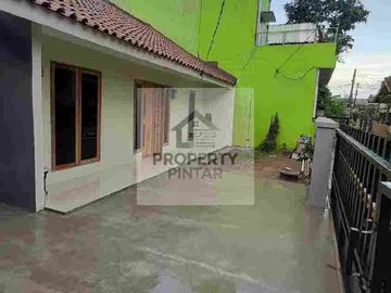 DI JUAL RUMAH BESAR MURAH BAGUS GARASI MUAT 4 MOBIL AKSES JLN LEBAR DLM KOMPLEK DI PAMULANG TANGSEL