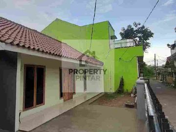 DI JUAL RUMAH BESAR MURAH BAGUS GARASI MUAT 4 MOBIL AKSES JLN LEBAR DLM KOMPLEK DI PAMULANG TANGSEL