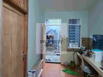 DI JUAL RUMAH BESAR MURAH BAGUS GARASI MUAT 4 MOBIL AKSES JLN LEBAR DLM KOMPLEK DI PAMULANG TANGSEL