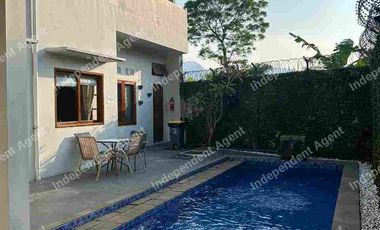 Villa 2 lantai Fullfurnished di Cisarua Bogor