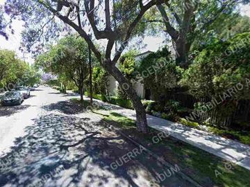 SE VENDE EXCELENTE CASA EN LOMAS DE CHAPULTEPEC MIGUEL HIDALGO,CDMX,EXCLUSIVIDAD..