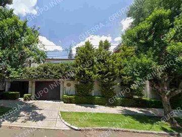 SE VENDE EXCELENTE CASA EN LOMAS DE CHAPULTEPEC MIGUEL HIDALGO,CDMX,EXCLUSIVIDAD..