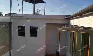 SE VENDE CASA