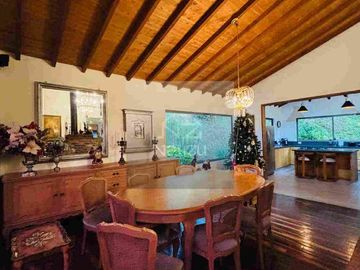 Casa Campestre en Parcelación cerrada El Retiro se acepta permuta en parte de pago