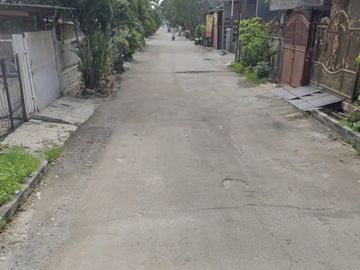 Dijual/Disewakan rumah perlu renovasi dikit di pinggir jalan Harapan Indah 1