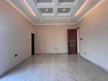 Rumah Cocok Untuk Kantor Atau Hunian Akses Jalan Utama Dijagakarsa Jakarta Selatan