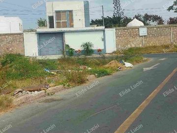 VENDO ESPECTACULAR TERRENO ESQUINERO, ALADO DE LA CIUDADELA COUNTRY CLUB  A POCAS CUADRAS DEL MALECON