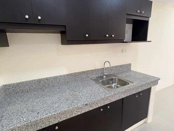 2Storey 3Bedrooms Townhouse for Sale in very near SM Southmall Las pinas-MD