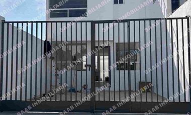 Casa en Arboledas de loma bella