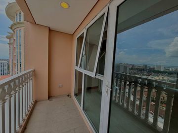 HOT DEAL! STUDIO UNIT WITH FLEXIBLE TERMS