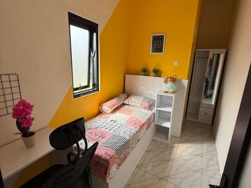 DIJUAL CEPAT RUMAH KOST 19 KAMAR DAN 1 RUMAH INDUK KOTA MALANG FULL PENGHUNI AUTO PILOT SEGITIGA EMAS KOS BUTUH UANG BU