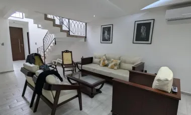 ✨ ¿ Cansado De Promesas Incumplidas Y De Perder Tu Dinero? Aquí Sí Recibes Tu Casa Rápido Y Seguro, Casa en Saltillo 2000 por $725,000 MXN