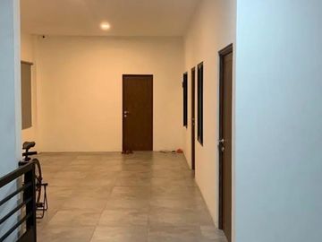 DIJUAL RUKO GANDENG 4½ LANTAI FULL RENOVASI  TAMAN SARI - Jakarta Barat