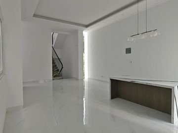 Dijual Rumah Baru Siap Huni  Di Kemang Timur Jakarta Selatan
