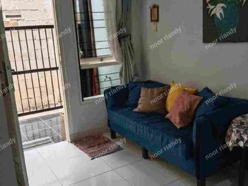 DI JUAL RUMAH MURAH BAGUS 2 LANTAI AKSES MOTOR DI CONDET BATU AMPAR JAKTIM