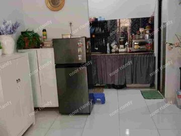 DI JUAL RUMAH MURAH BAGUS 2 LANTAI AKSES MOTOR DI CONDET BATU AMPAR JAKTIM
