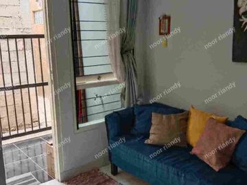 DI JUAL RUMAH MURAH BAGUS 2 LANTAI AKSES MOTOR DI CONDET BATU AMPAR JAKTIM