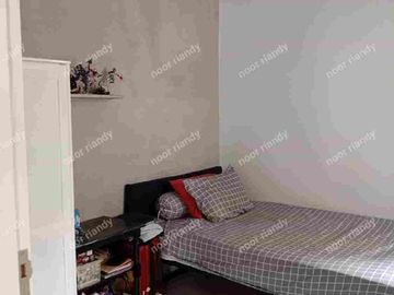 DI JUAL RUMAH MURAH BAGUS 2 LANTAI AKSES MOTOR DI CONDET BATU AMPAR JAKTIM