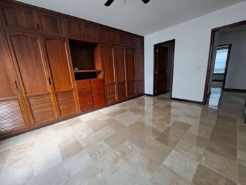 SE ARRIENDA APARTAMENTOEN SANTA TERESITA CALI