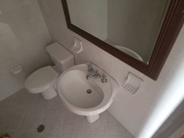SE ARRIENDA APARTAMENTOEN SANTA TERESITA CALI