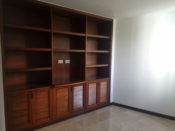 SE ARRIENDA APARTAMENTOEN SANTA TERESITA CALI