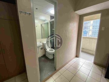 Grand Emerald Tower Ortigas Center - 2 Bedroom For Sale