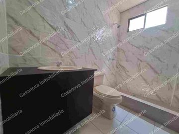 Venta de hermosa casa en Isla Mocoli. Península