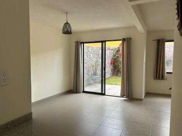 VENTA CASA: Circuito Reliquia Fraccionamiento, Zirándaro, 37749 San Miguel de Allende, Gto